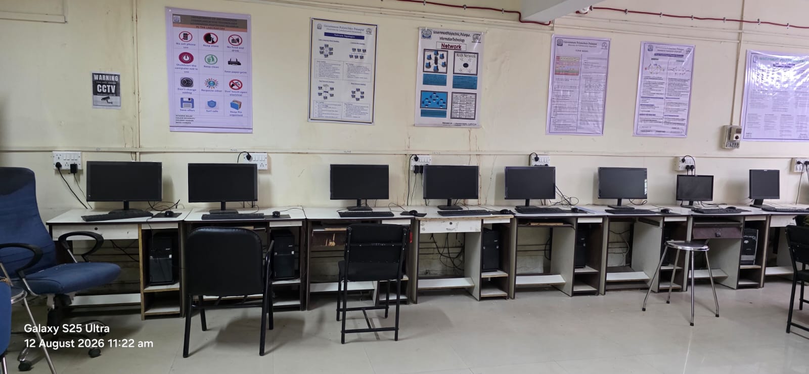 Computer Lab (B-009)